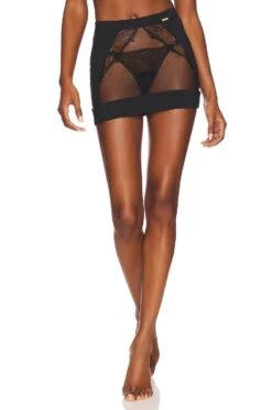 BLUEBELLA Alanna Skirt Black