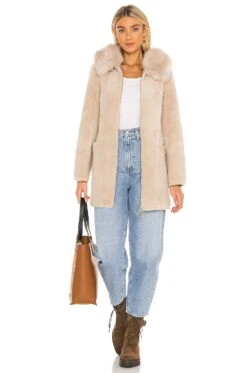Molly Faux Fur Jacket Light Beige -Hot Sale Clothing Store BUBR WO24 V4