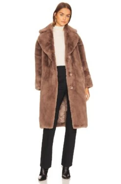 JAKKE Katie Faux Fur Coat Mushroom