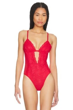 Hot Sale Clothing Store -Hot Sale Clothing Store PRIP WI101 V2